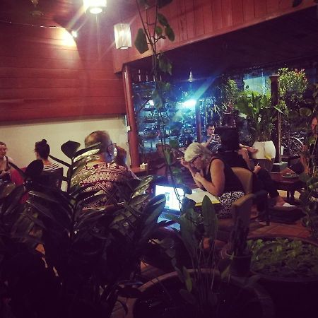 Panda Angkor Inn Siem Reap Exterior foto